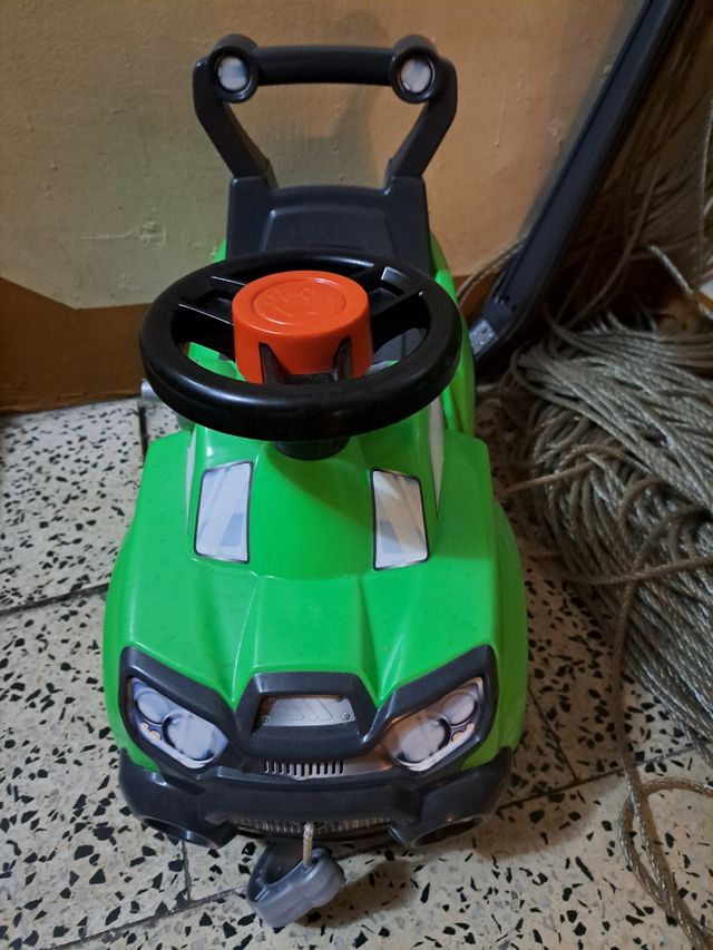 Correpasillos infantil verde Moltó