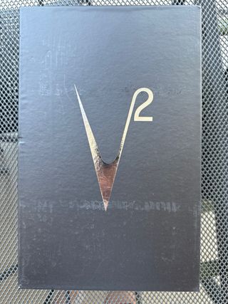 Sneakers V2 bianca con inserti neri