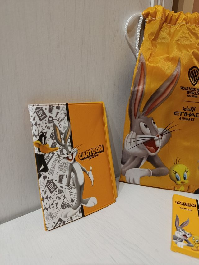 Set da viaggio Looney Tunes Etihad Airways