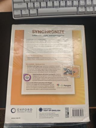 Synchronize 3 Student's Book