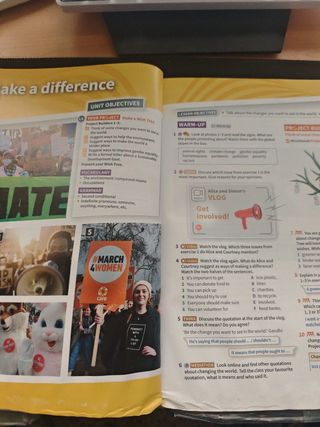 Synchronize 3 Student's Book