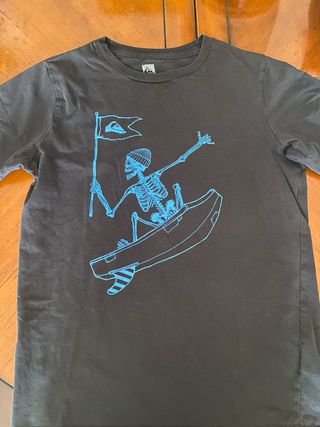 Camiseta Quiksilver niño Talla 12 Calavera Surf