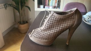 Zapato tacón beige mujer 9,5 cm