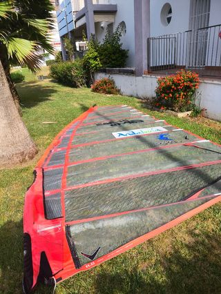 Material completo windsurf formula. Tabla +2 velas