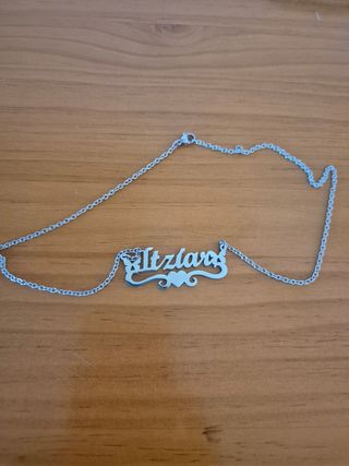 Collar de acero con nombre Itziar
