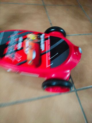 Patinete eléctrico infantil Rayo McQueen