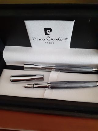 Pluma y bolígrafo Pierre Cardin