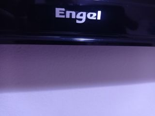 TV Engel LED24 24" Negra
