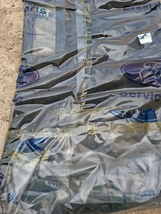 Aislamiento capó Ford Mondeo MK2