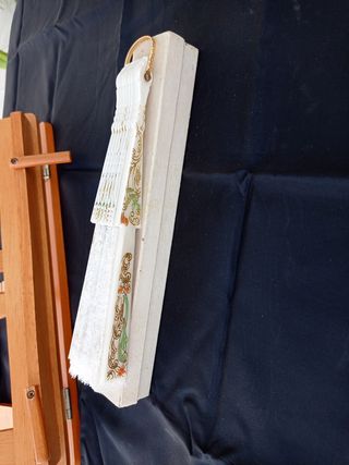 ABANICO DE NACARINA Y ENCAJE
