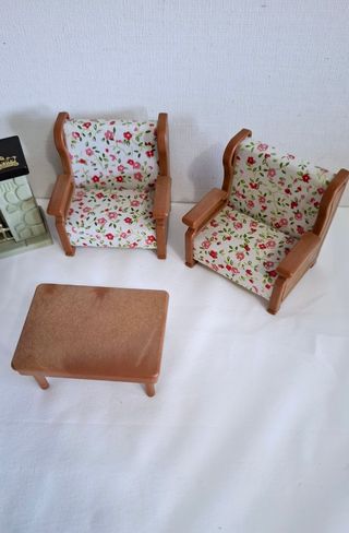 Aldea Arce Antiguos Muebles Muñeco 