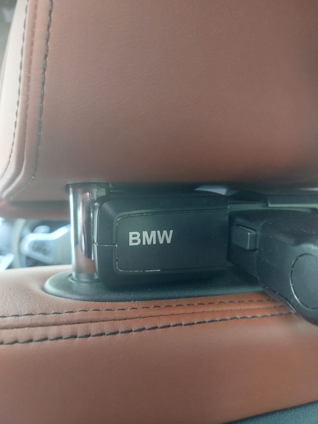 Percha BMW Original para coche