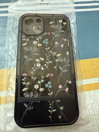 Carcasa iPhone 13: 2 modelos. cada una 5€