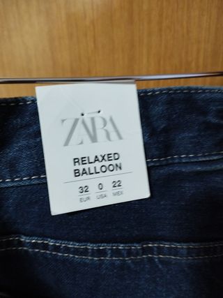 VAQUEROS ZARA TALLA 32 NUEVOS