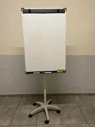 Pizarra blanca móvil oficina