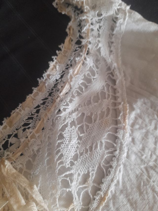 Camisón antiguo blanco encaje