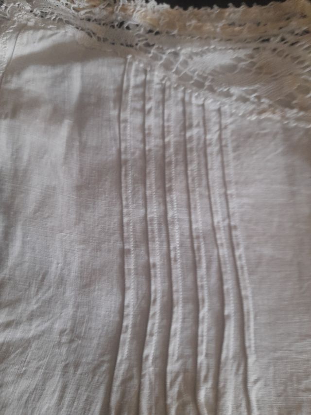 Camisón antiguo blanco encaje
