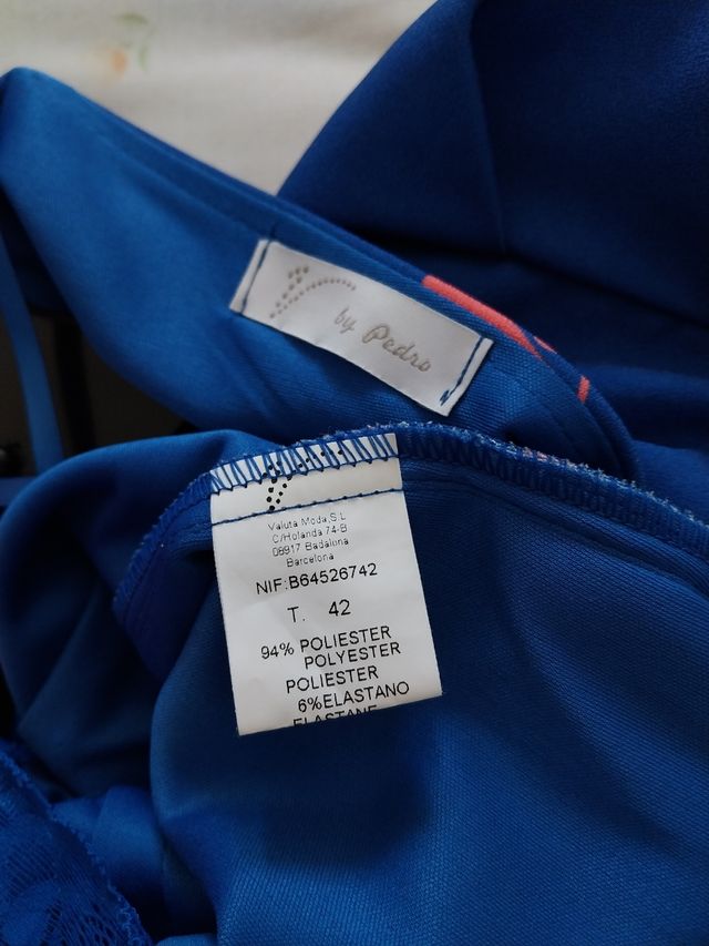 Vestido floral azul y coral