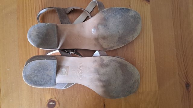 Sandalias ante marrón