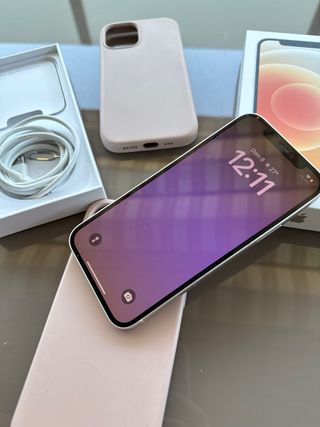iPhone 12 blanco 128GB. Como nuevo