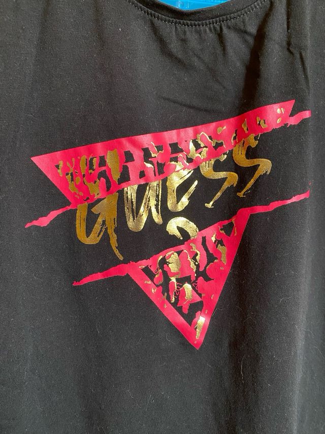 Camiseta Guess negra