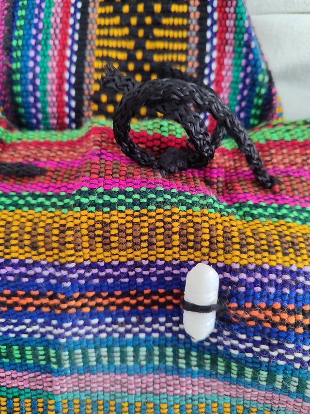 Mochila multicolor tejida