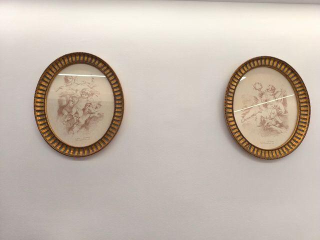 2 Cuadros grabados dorados