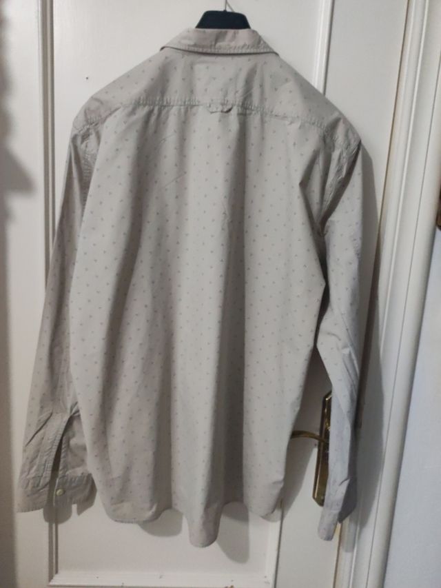 Camisa H&M beige manga larga