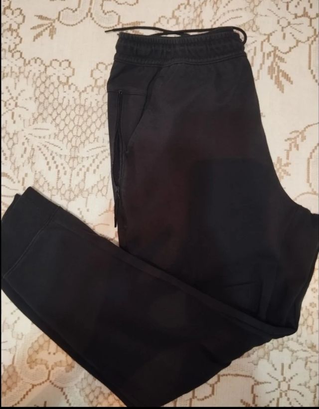 Pantalón Nike negro talla L