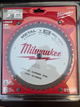 Disco sierra circular Milwaukee 203mm metal