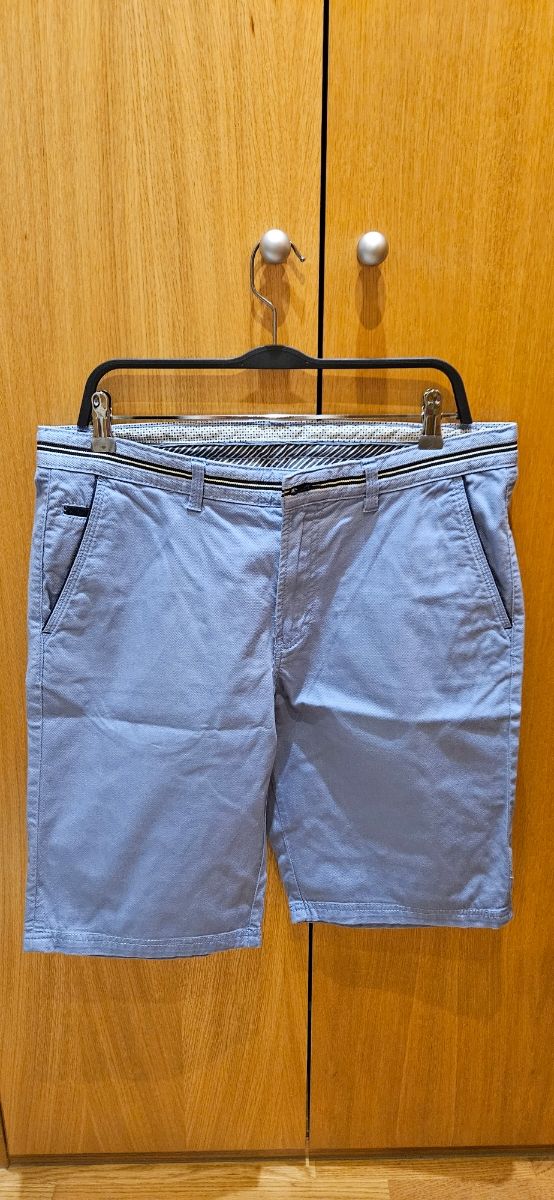 Shorts Studio Classics talla L