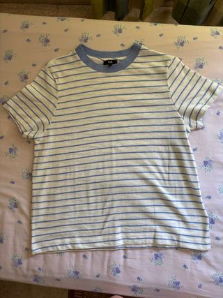 Camiseta rayas azul y blanca