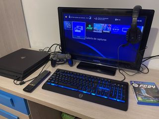 PS4 PRO+TELE 24"+MANDO+TECLADO Y RATON+Fc24 y casc