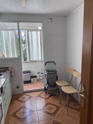 Alquiler habitación  ,luminosa amueblada