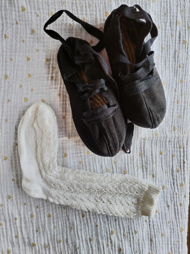 Zapatillas baile negras artesanales.Número 29