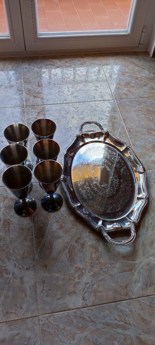 Bandeja y 6 copas de alpaca
