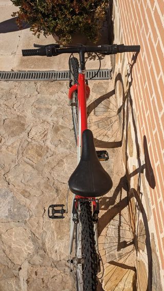 Bicicleta montaña roja