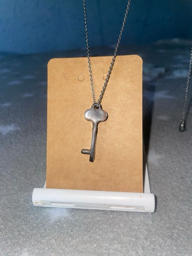 Suplemento collar con resina