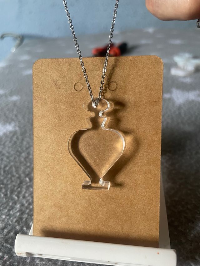 Suplemento collar con resina