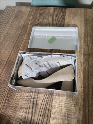 Zapatos beige tacón ancho - talla 36