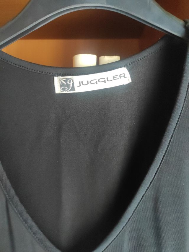 Canotta JUGGLER nera e rosa