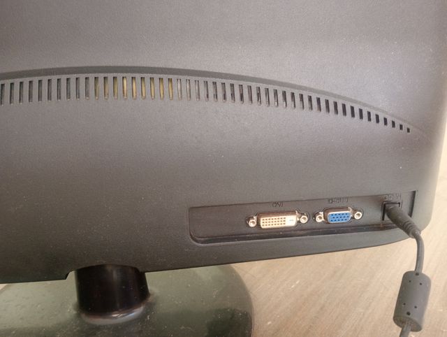 Monitor Philips 19" LED