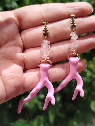 Pendientes coral rosa dorado