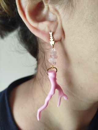 Pendientes coral rosa dorado