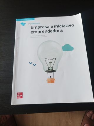 Empresa e iniciativa emprendedora. Grado medio/...