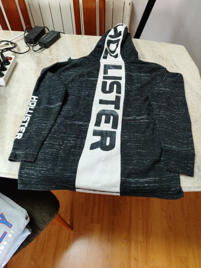Sudadera Hollister negra