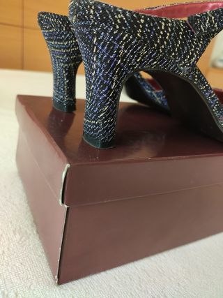 Zapatos de fiesta de la talla 38.
