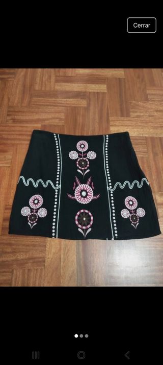 Mini Falda Sfera negra bordada