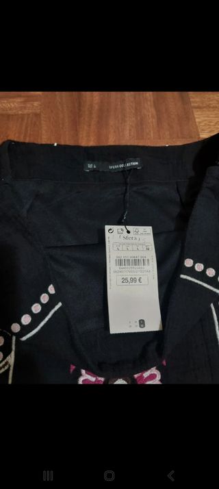 Mini Falda Sfera negra bordada