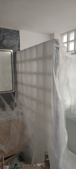 Pintor+limpiezas y abrillantado 150€ por día.